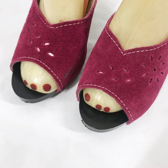 Vintage 70s 80s Mules Suede cutout Sears The Shoe Place Heels Sandals Disco - Picture 3 of 8
